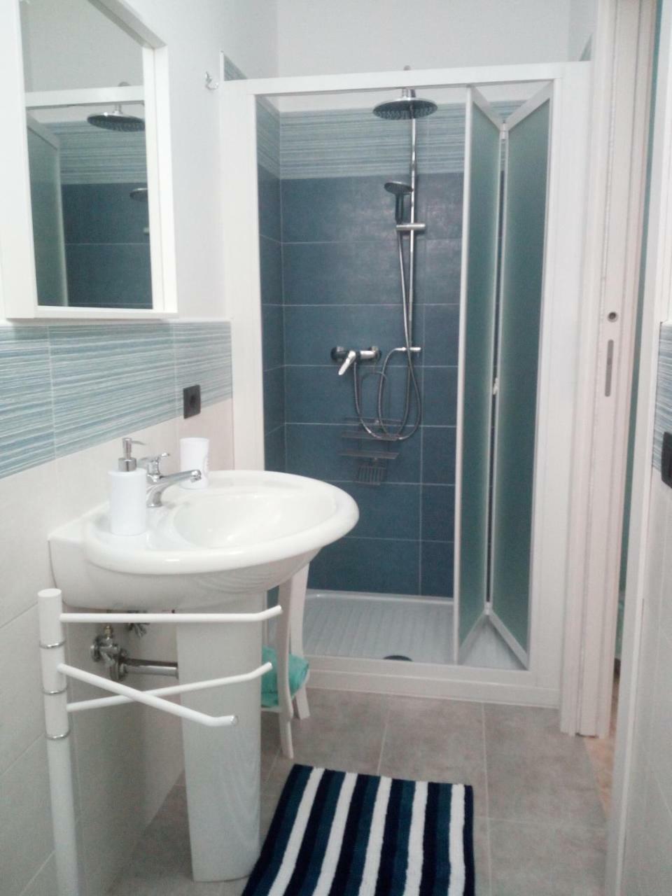 Capo dʼOrlando B&B La Finestra Sul Mare מראה חיצוני תמונה