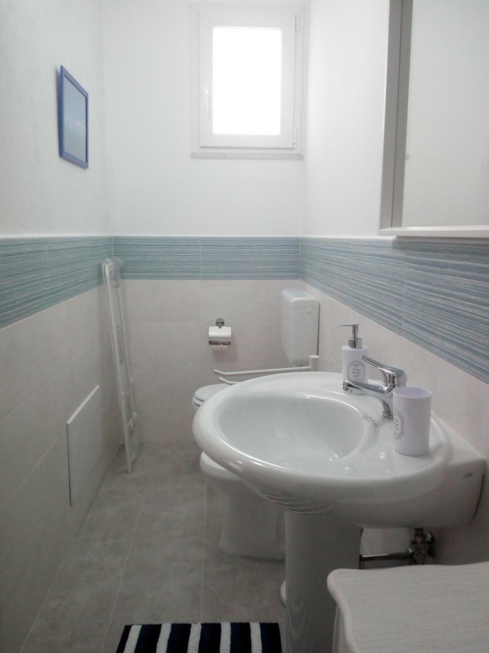 Capo dʼOrlando B&B La Finestra Sul Mare מראה חיצוני תמונה
