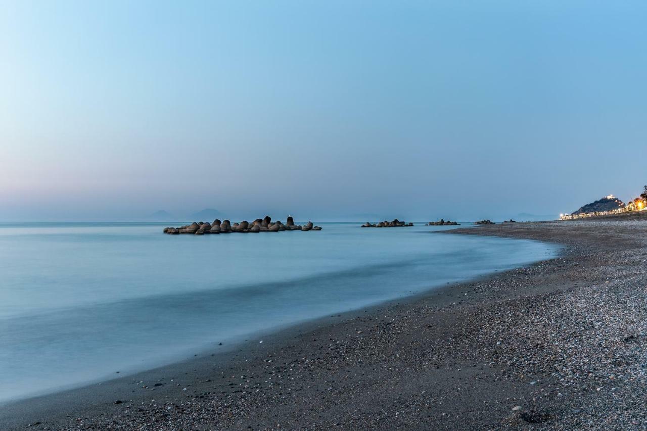 Capo dʼOrlando B&B La Finestra Sul Mare מראה חיצוני תמונה